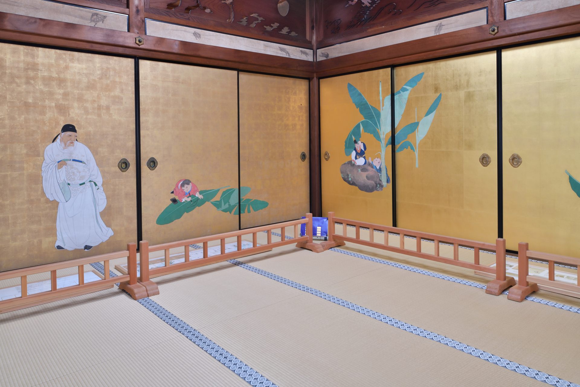 El Templo Daijoji, también conocido como "Templo Okyoji", tiene pinturas fusuma de Maruyama Okyo.
