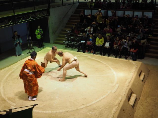 Salle de sumo de la ville de Katsuragi - Kehayaza
