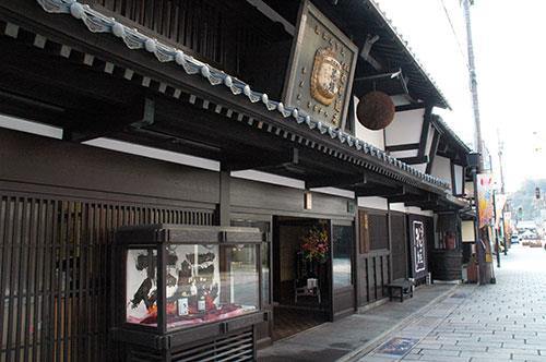La historia del sake de Fukui Historia envejecida