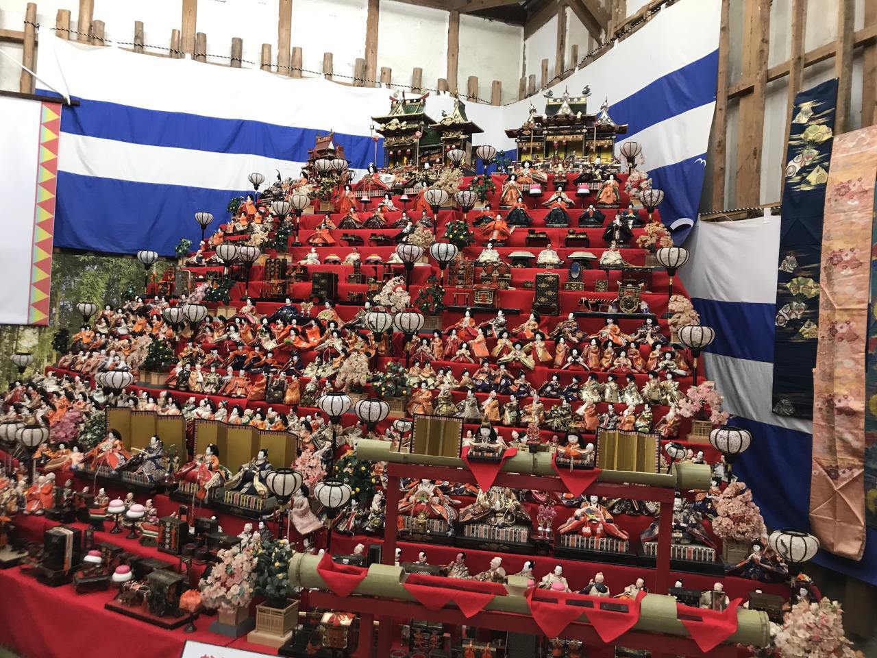 Machiya no Hina-meguri—A Castle Town Filled with Hina Dolls