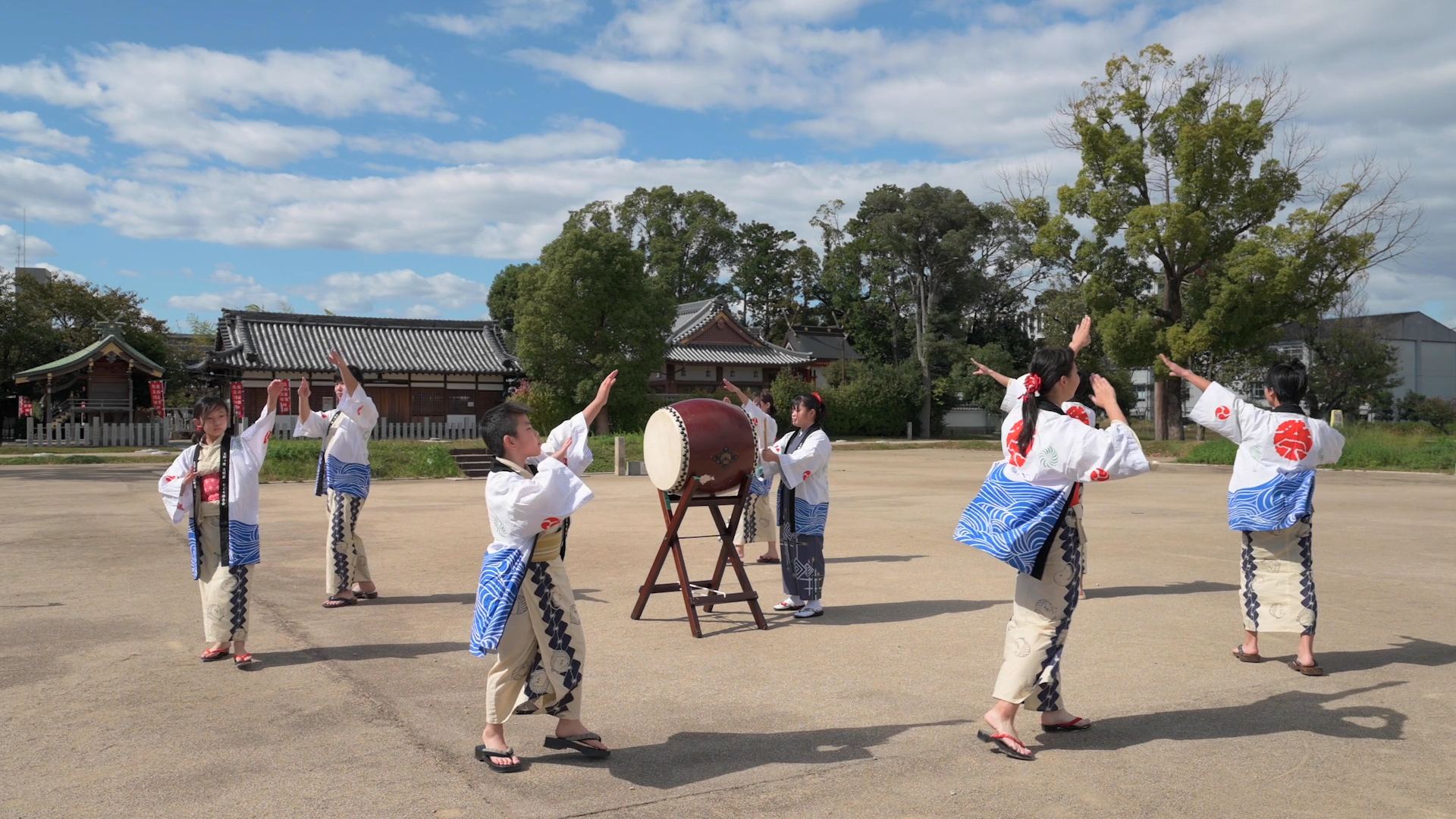 Lors du Katano-bushi organisé sur le site historique spécial du temple Baekje-ji, le thème étranger, "Kudaranoko ni Kishishi Monogatari", a été créé par la Preservation Society pour transmettre le charme de la région de Katano-bushi. ont été effectuées.