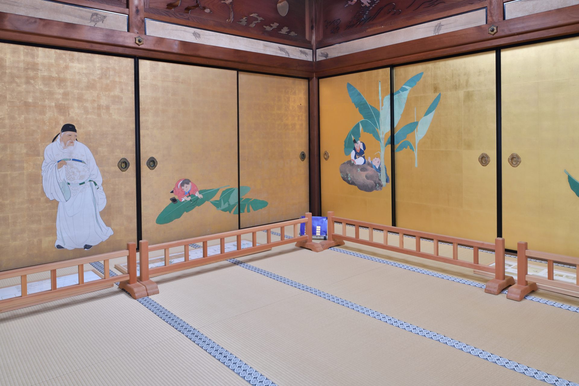 Le temple Daijoji, également connu sous le nom de "temple Okyoji", possède des peintures fusuma de Maruyama Okyo.