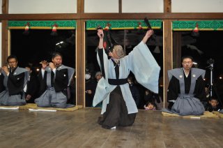 The Kuruma Otoshi-jinja Shrine Okinamai Dance