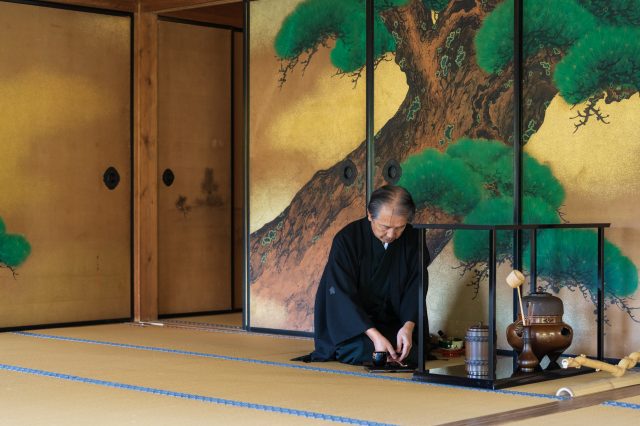 Special tea ceremony performed by Beihaku Ozaki, 4th generation Iemoto of the Fuso branch of the Oribe School