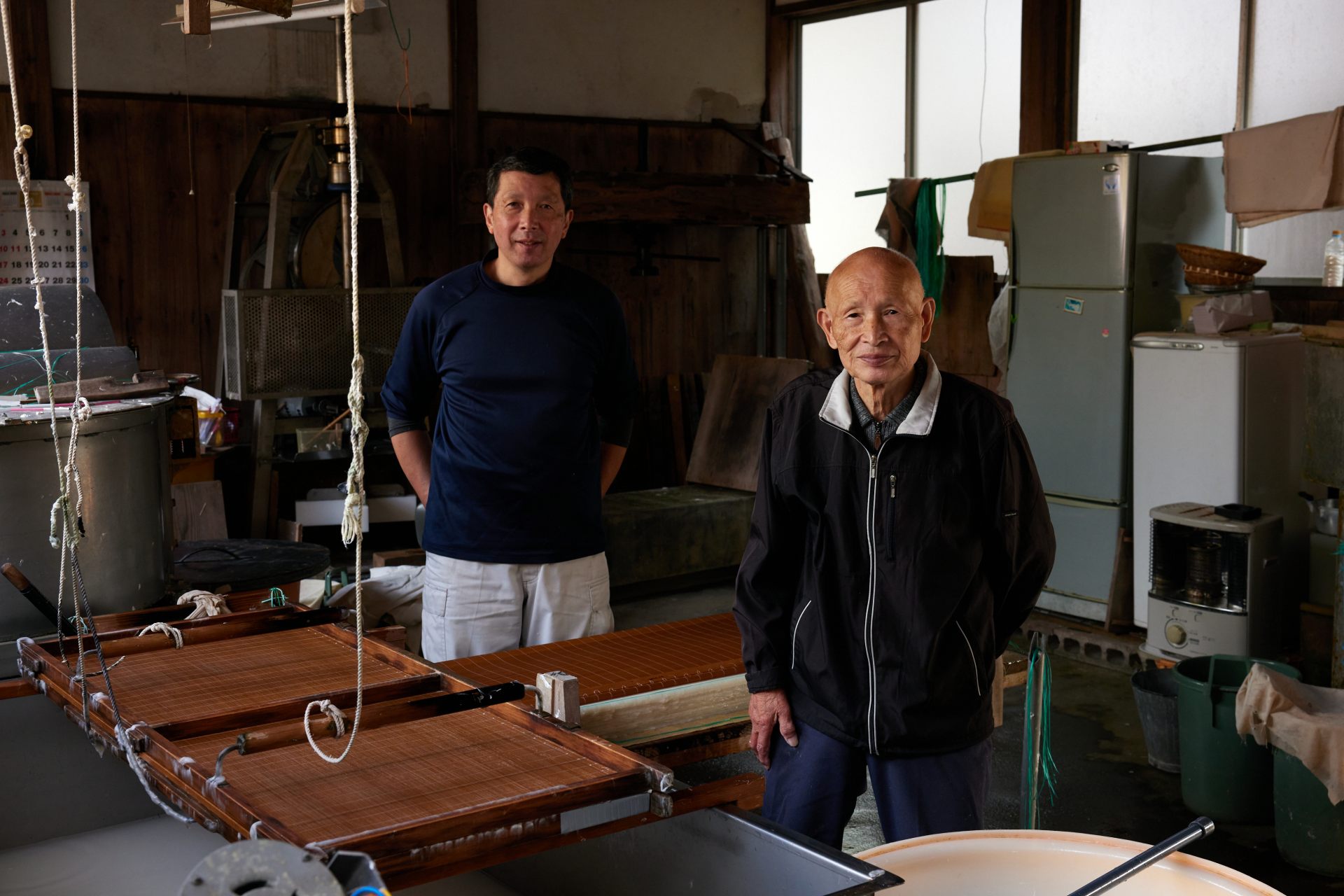 The world-acclaimed papercraft as handed down to his son, the 10th generation papermaker Junichi. 