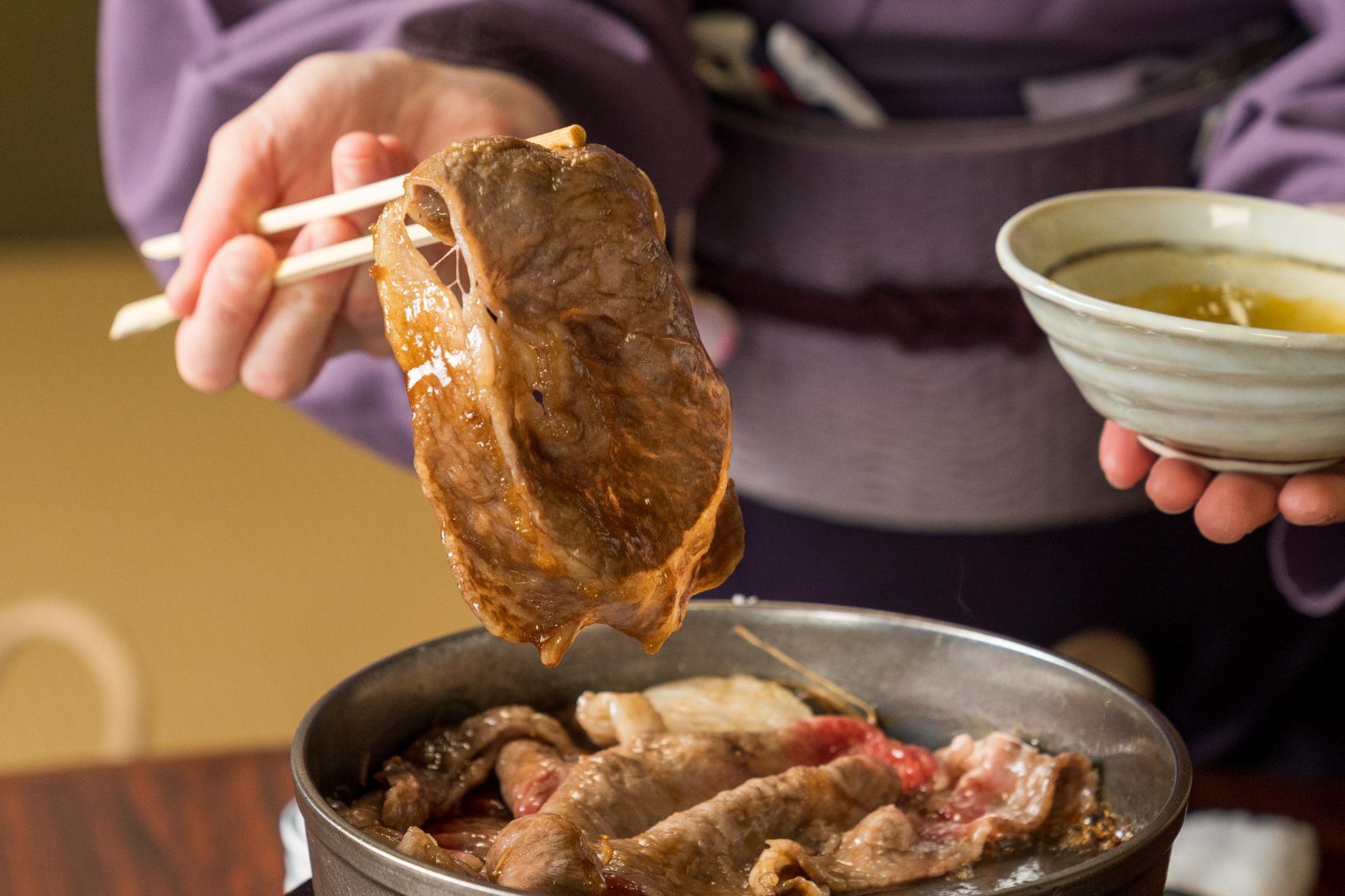 Sukiyaki exclusivo de un conocido restaurante, con la mejor carne Matsusaka cocinada a la perfección