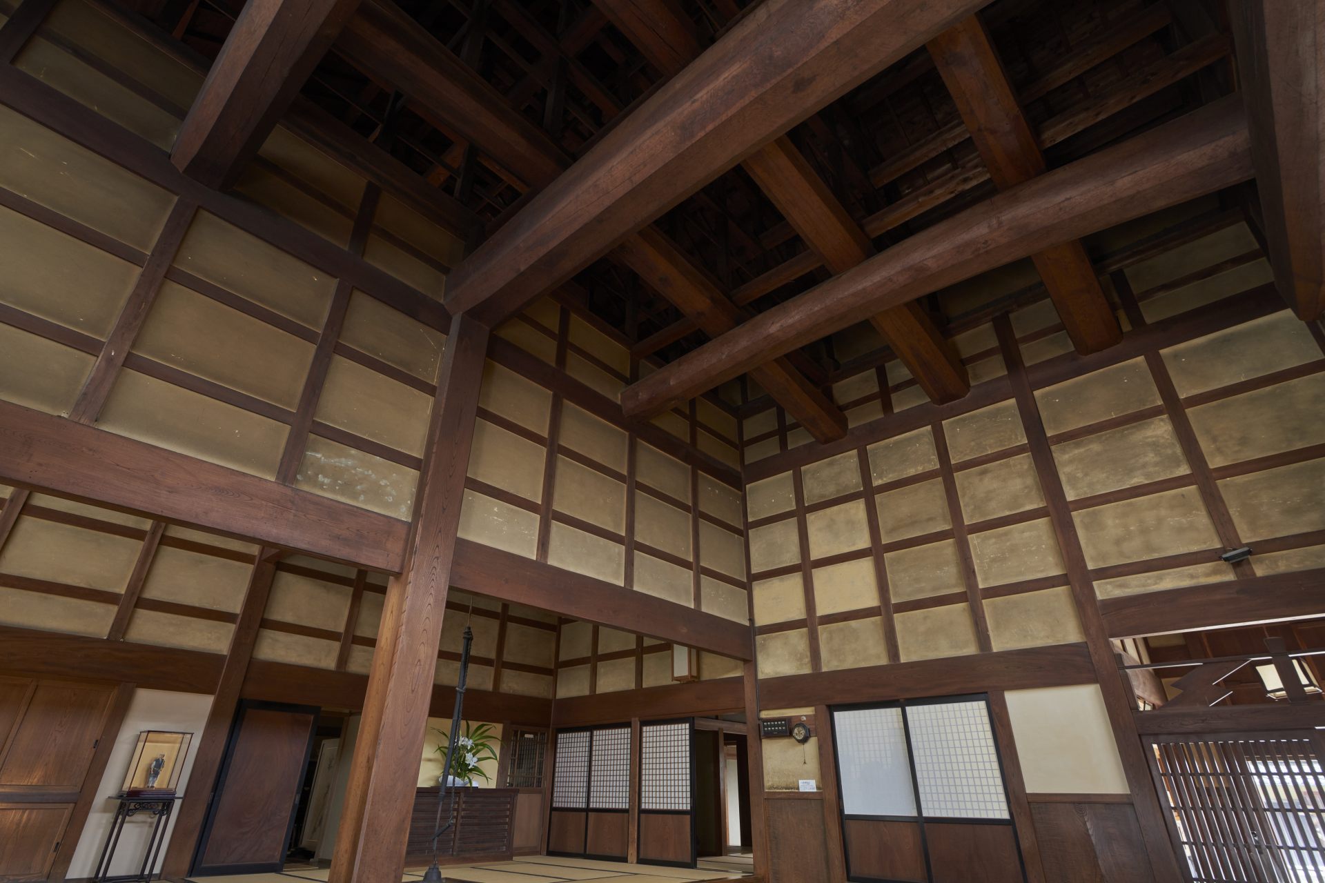 La Casa Ishitani, donde puedes ver las técnicas y el estilo de la arquitectura tradicional japonesa en todas partes.