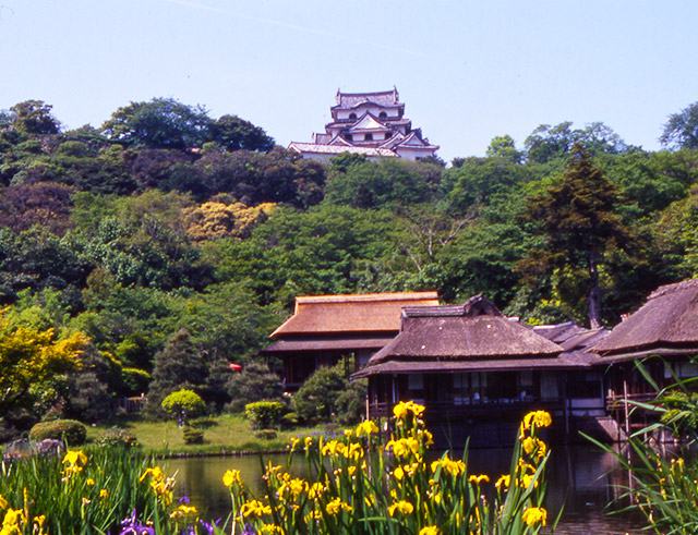 彦根城と玄宮楽々園