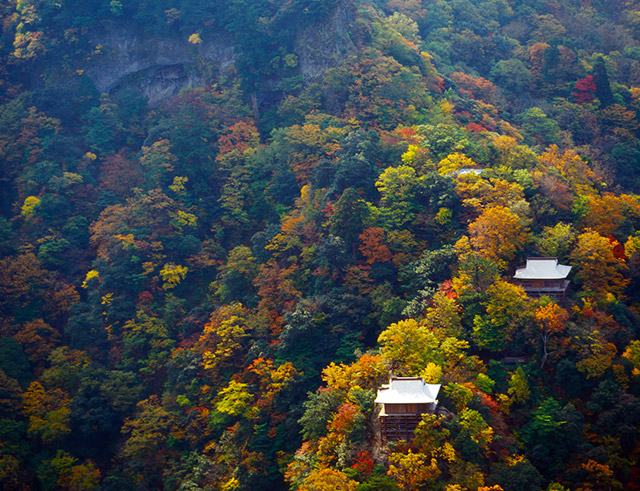 三徳山（みとくさん）