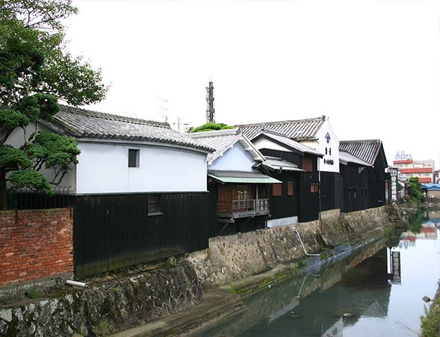 “Daisenbori”with soy source storehouses