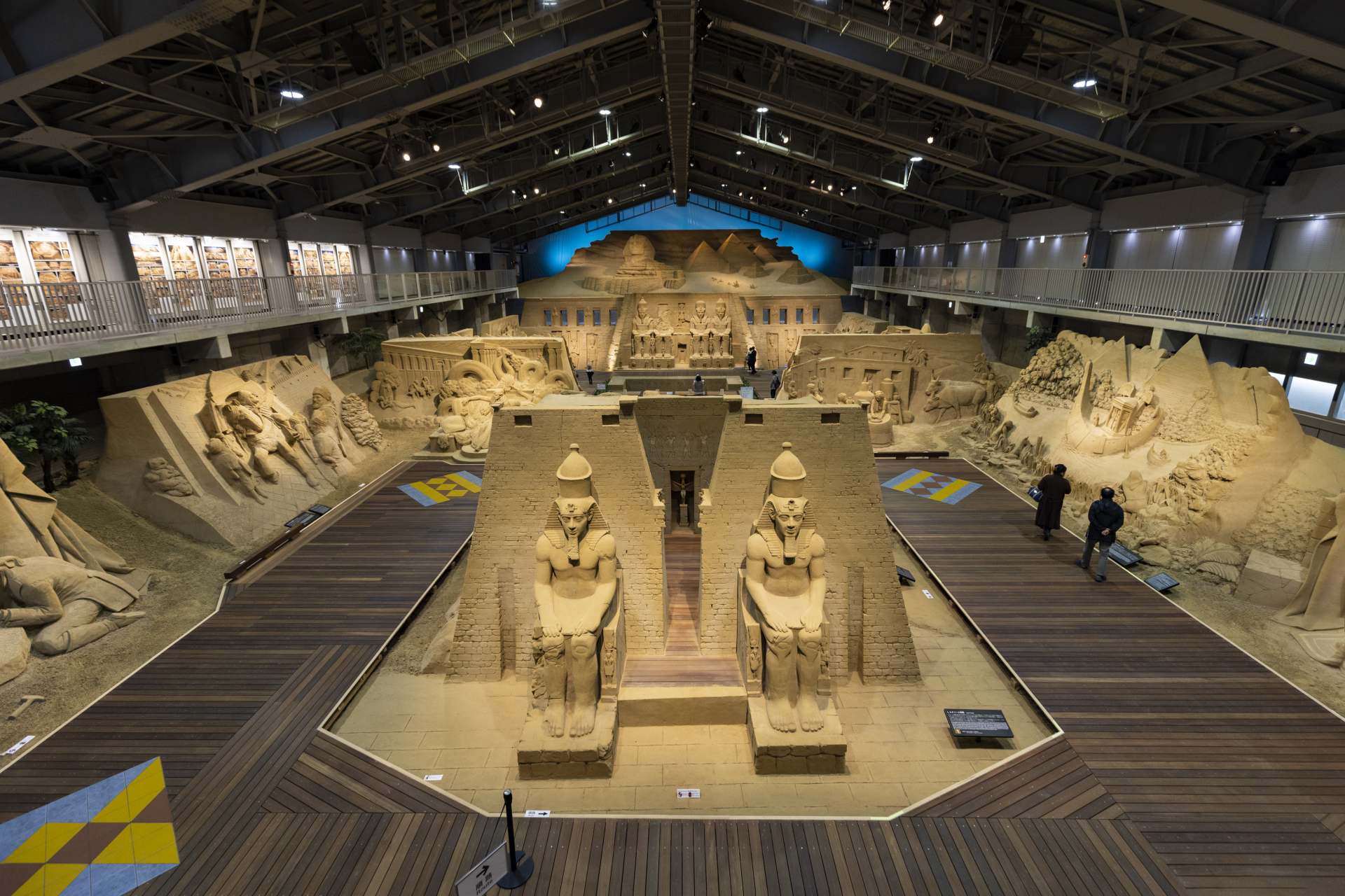 鳥取砂浜 砂の美術館は来館者を古代エジプトへとタイムスリップさせる。