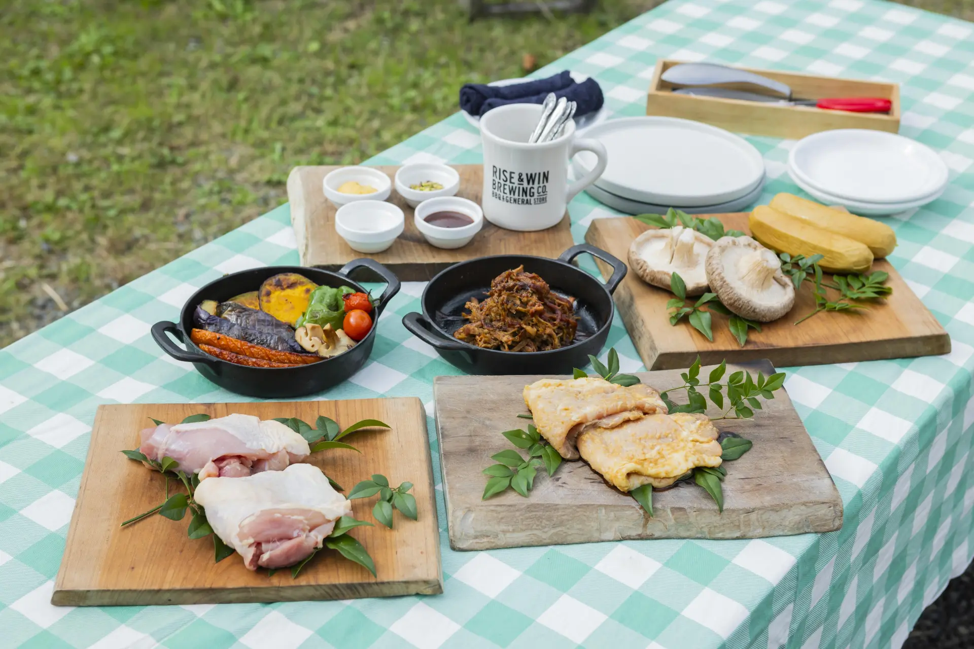 徳島県産の食材にこだわったBBQ。味の濃い野菜のグリルや、上勝町特産の椎茸は他では味わえない地産地消ならではの風味