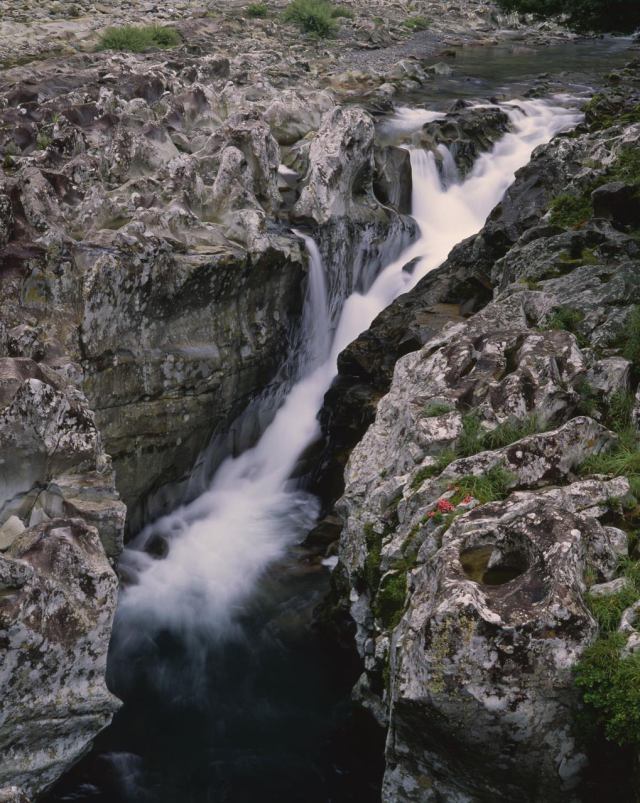 culto a la cascada