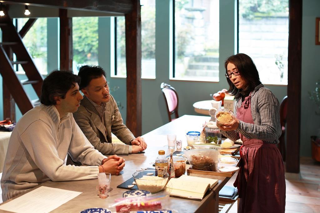 Taller de fabricación de miso con encanto de levadura