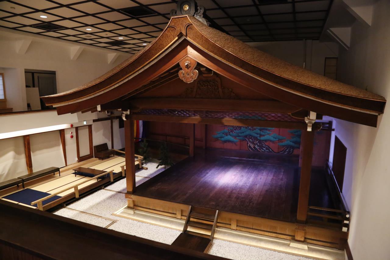 Yamamoto Noh Theatre, Experience Noh on Osaka’s oldest Noh stage