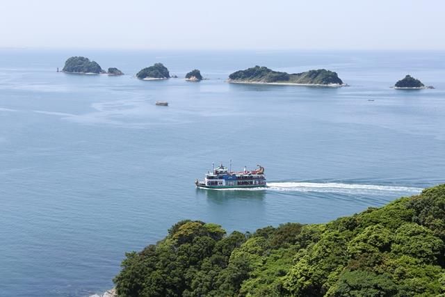 Toba Bay Cruise & Dolphin Island