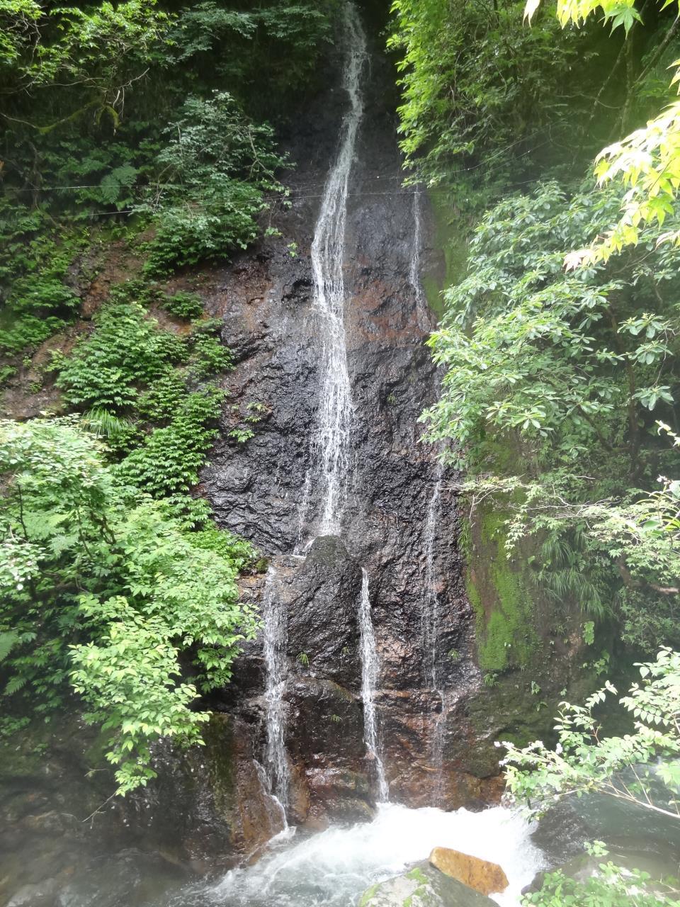 Vallée de Kusube (Kaname Falls, Sandan Falls)