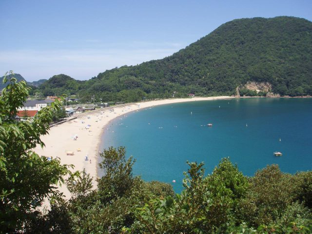 佐津海岸(訓谷浜)