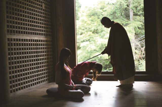 Experiencia de zazen en Jogyodo, un dojo de entrenamiento que apareció en la película "El último samurai"