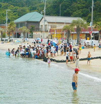 マリンスポーツと海鮮料理で島時間満喫 -家島諸島