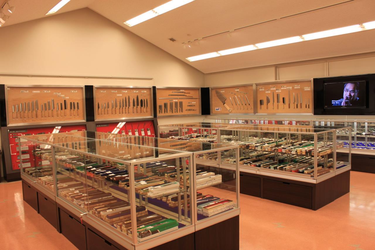 刃物など堺の伝統産業の体験 -堺伝統産業会館