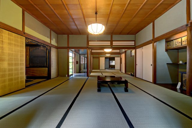 奈良町にぎわいの家座敷
