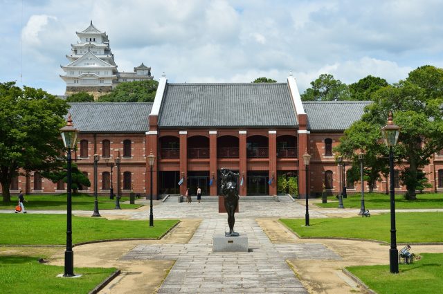 姫路市立美術館