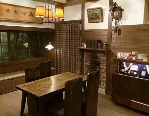 旧西堀邸を再現した西堀榮三郎記念室