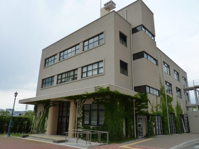 宝塚市立宝塚文化創造館