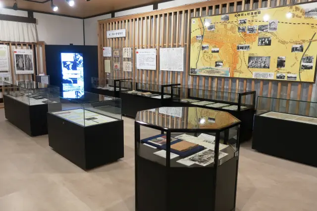 2階 小津安二郎松阪記念館展示室