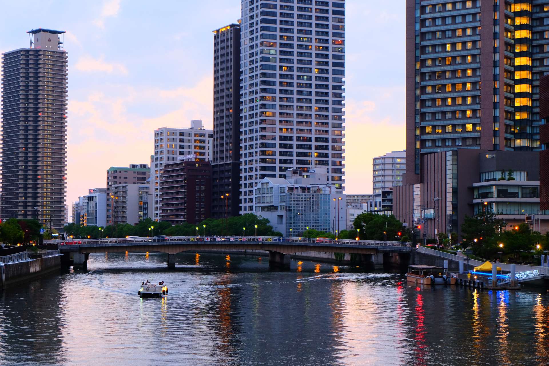 Nakanoshima River Cruise