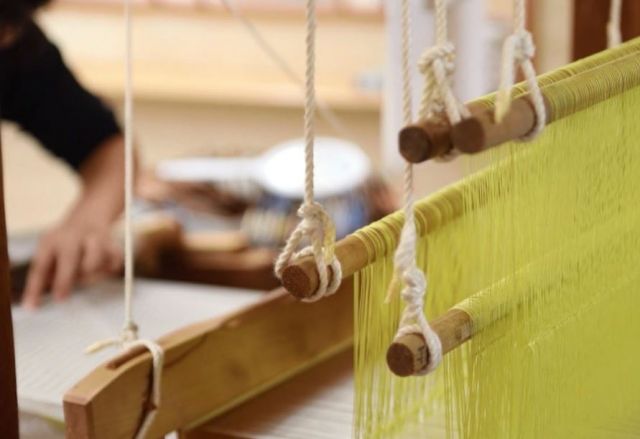 The textile workshop Shows the weaving process