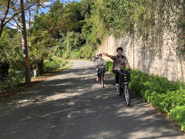 Biking toward Oku-Asuka
