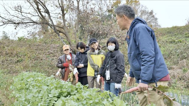 Learn Yamato -Yakuzen herbal cooking based on traditional Japanese food therapy with Kyoko Onishi, a Yakuzen herbal cooking expert