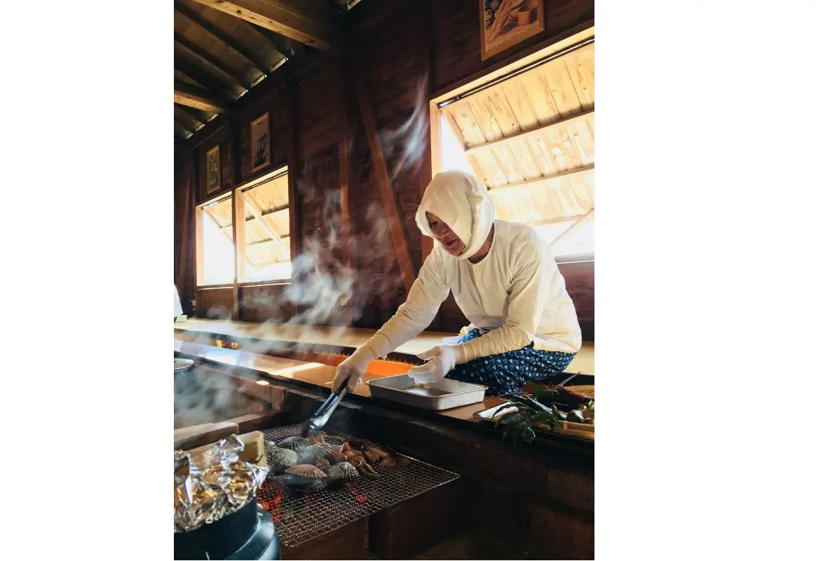 Ama Hut SATOUMIAN
