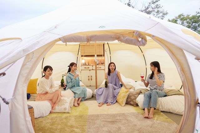 Lotus Tent room