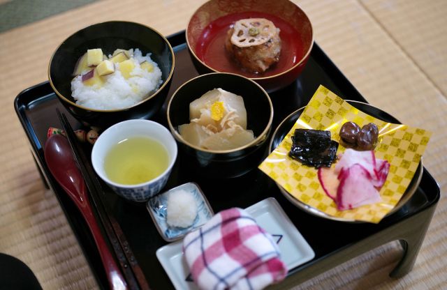 A lunch of healing shojin-ryori