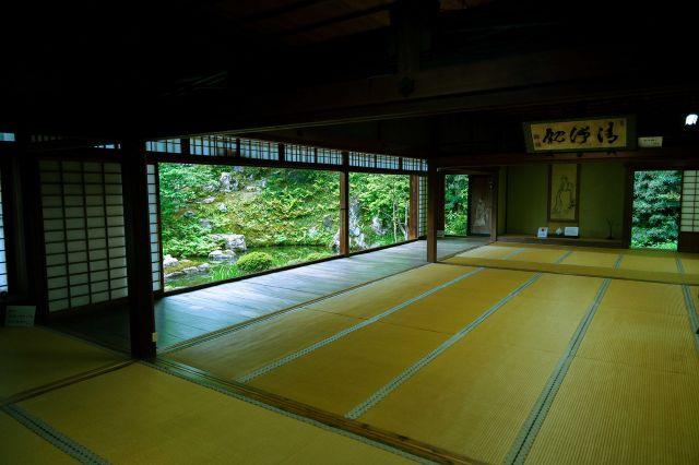 Experience available in a private chartered setting, gazing out at the inner Japanese garden of the temple, which is closed off to the public