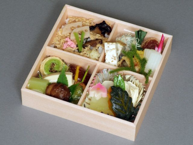 Uji (Buddhist vegetarian) boxed lunches: 2,500 yen