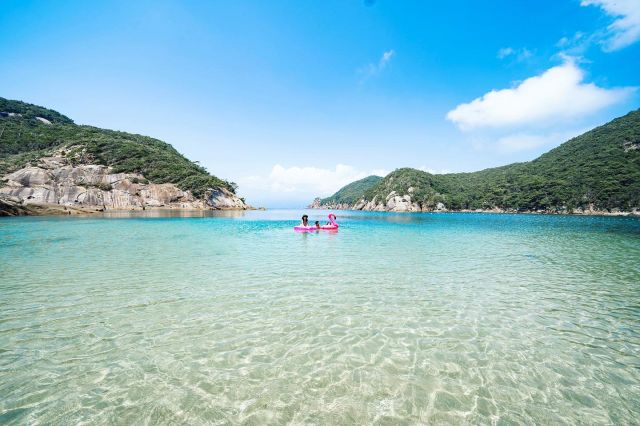 Uninhabited island Oshima in Mugi. Enjoy fishing, BBQ, Paddleboarding(SUP) and more by Kairyo boat!