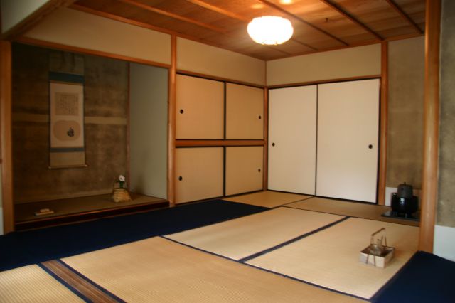 Experience the private tea ceremony in an authentic tea room