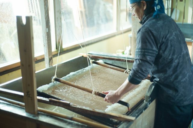 Paper-making by hand
