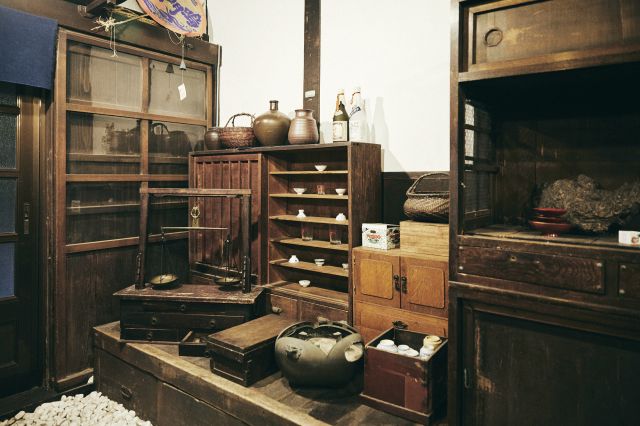 Exhibition room of antiques.