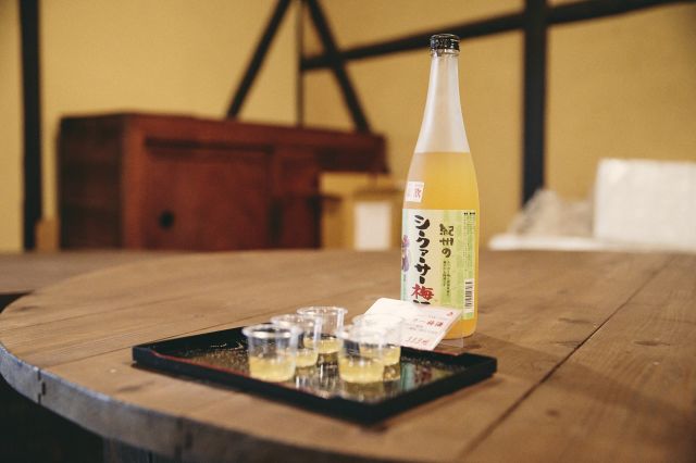 販売している梅酒の酒類は常時３０酒類におよぶ。