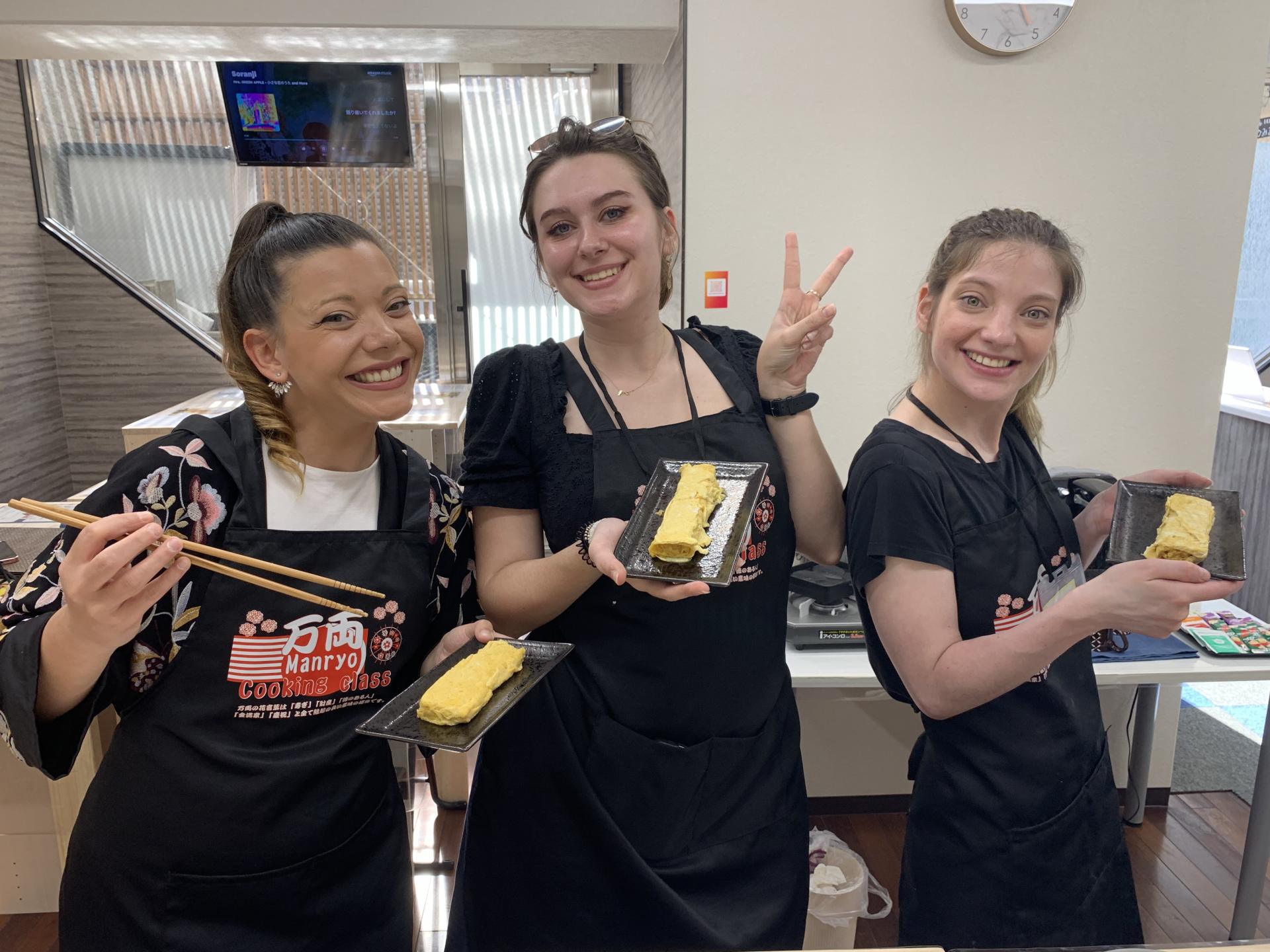 Kyoto: Japanese cooking class. Make Udon and Sushi