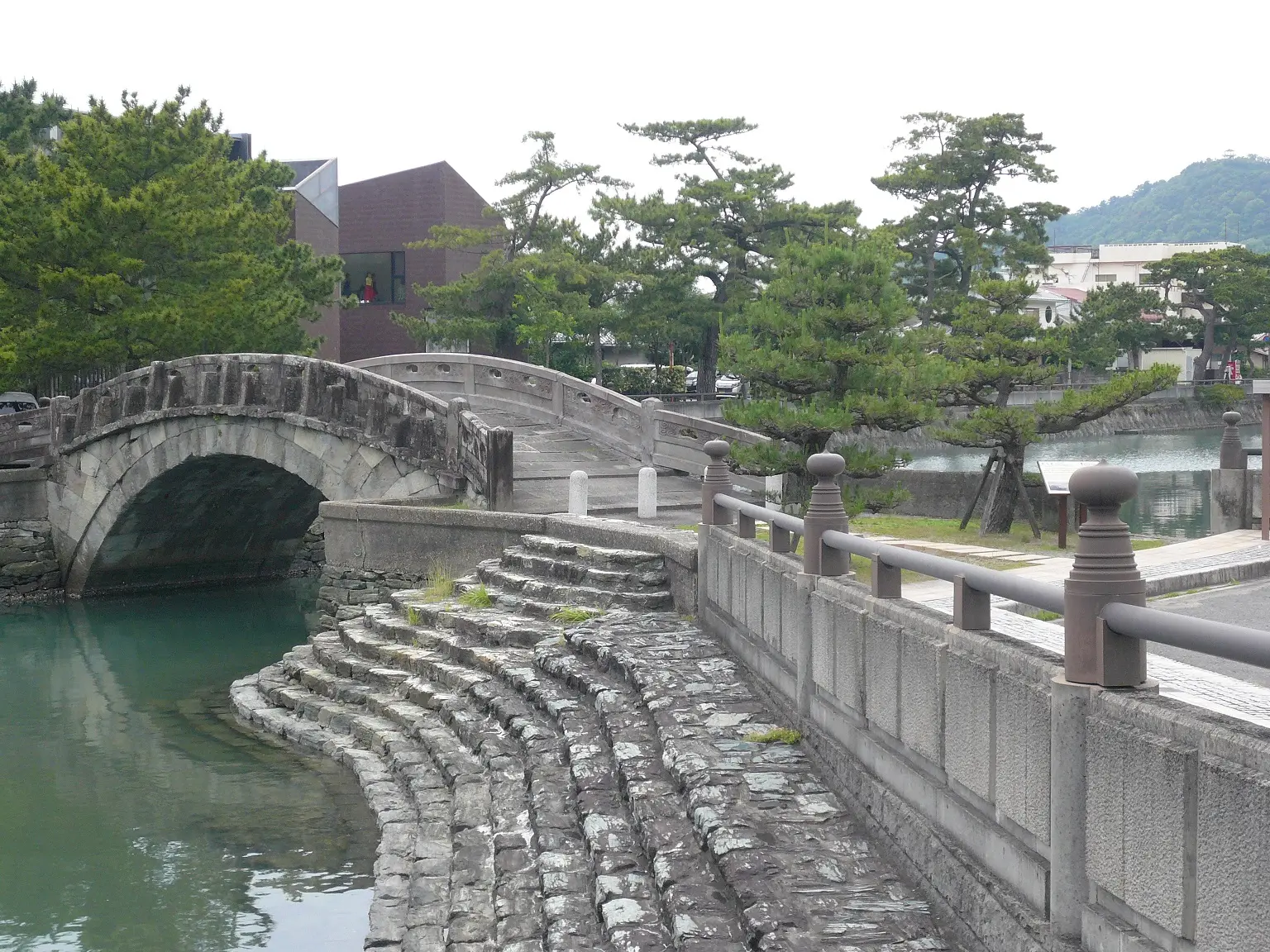万葉・徳川ゆかりの地・和歌の浦の絶景から心の癒しを求めて紀州路に名刹を訪ねる　（１泊２日の旅、和歌山県・和歌山市、紀の川市、岩出市）