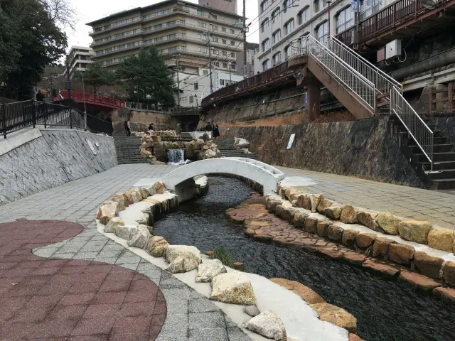 Taiko-bashi Bridge and Yukemuri Hiroba