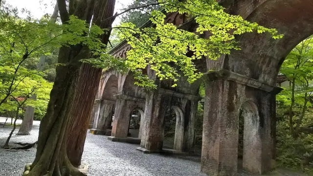 琵琶湖疏水水路閣（南禅寺境内）