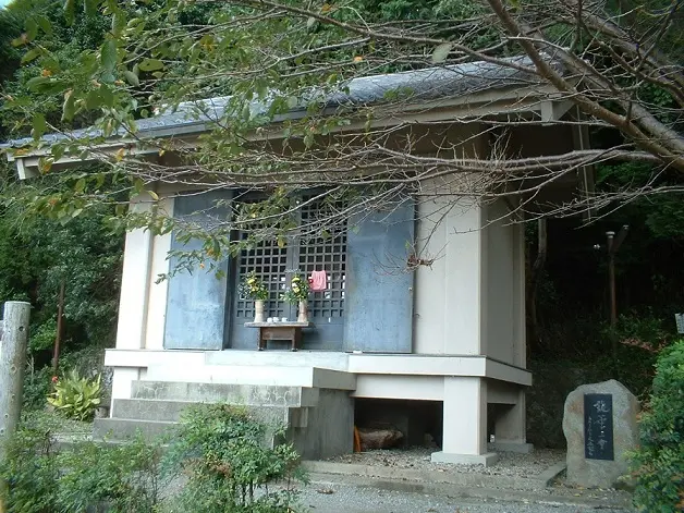 金屋の石仏