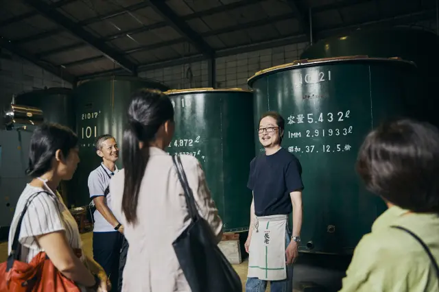蔵元杜氏自らが案内する酒蔵見学を実施している。
（要事前予約。日本語のみ対応。）